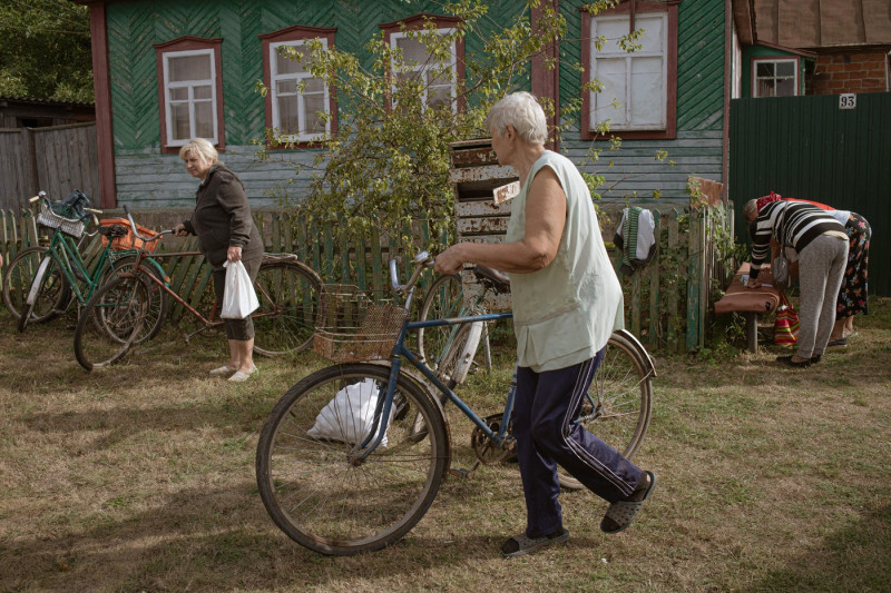 Humanitarian aid and military mobility in Khotin 30 km to Russian border amidst Russia-Ukraine war