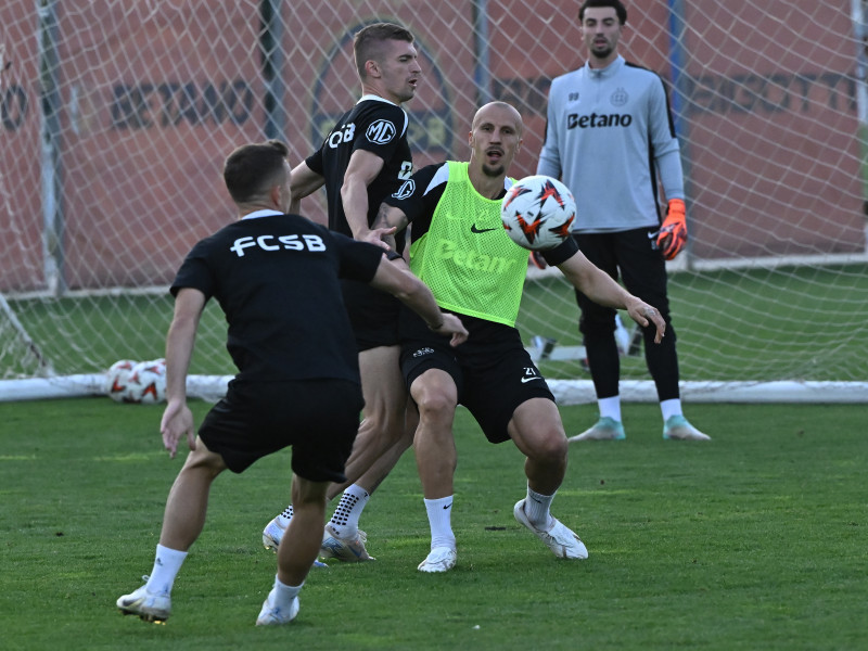 FOTBAL:ANTRENAMENT OFICIAL FCSB INAINTEA MECIULUI CU RFS, UEFA EUROPA LEAGUE (25.09.2024)