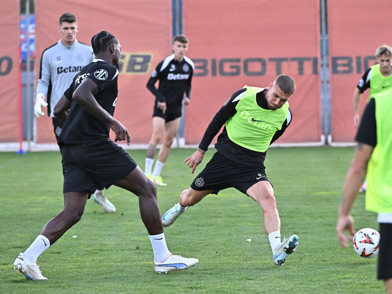 FOTBAL:ANTRENAMENT OFICIAL FCSB INAINTEA MECIULUI CU RFS, UEFA EUROPA LEAGUE (25.09.2024)