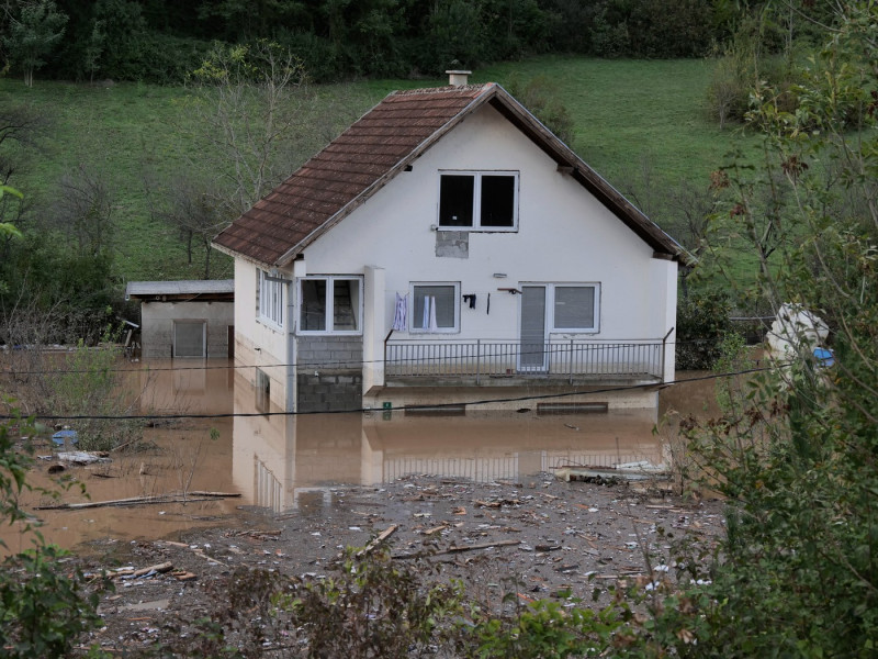 Heavy rains, landslides claim 17 lives in Bosnia-Herzegovina
