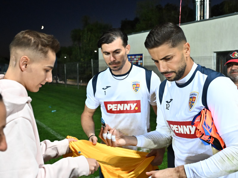 FOTBAL:ANTRENAMENT ROMANIA (7.10.2024)