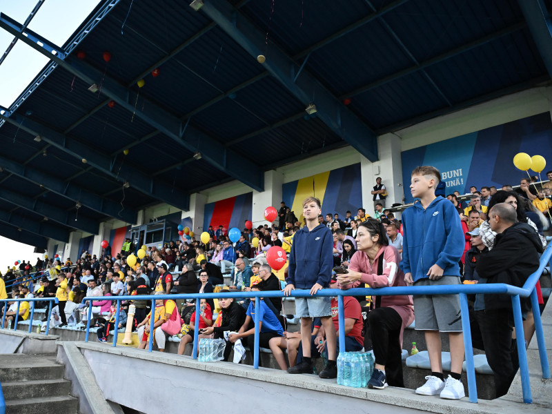 FOTBAL:ANTRENAMENT ROMANIA (7.10.2024)