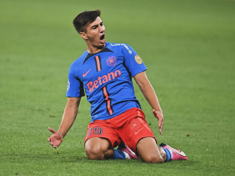 GALERIE FOTO: ”Va ajunge fotbalist!” A jucat OPT minute în Dinamo - FCSB și  l-a convins pe Gigi Becali