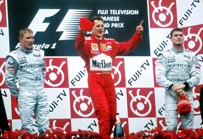 Michael Schumacher, Mika Hkkinen David Coulthard Japan Podium 2000