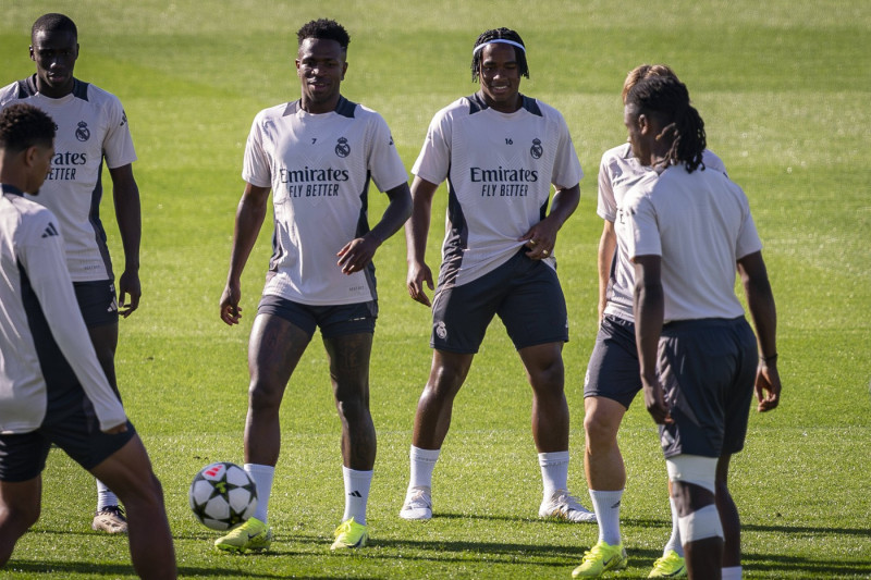 Champions League 2024/25 League Phase MD3: Real Madrid Training Session and press conference, PK, Pressekonferenz Real M