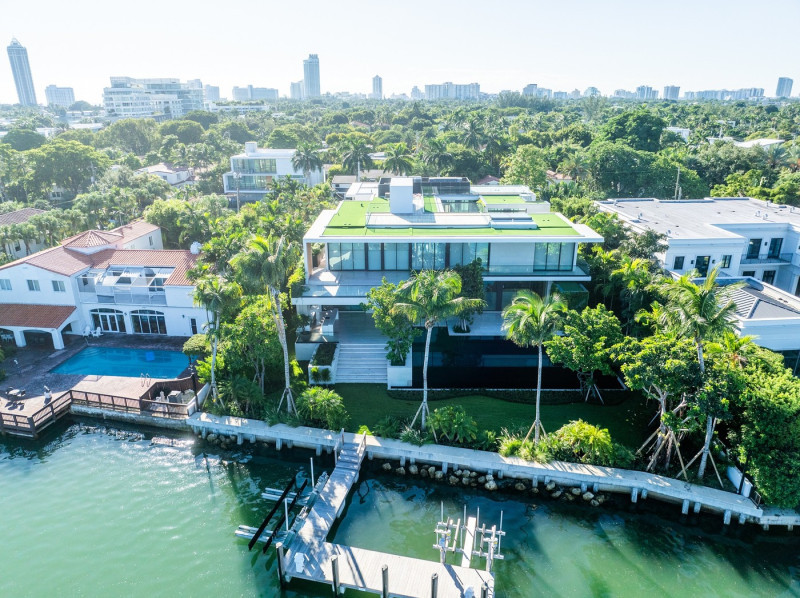 EXCLUSIVE: The new Beckingham Palace! Here's the eye-wateringly glamorous Miami Beach mansion the ultimate power couple are snapping up for a staggering $80 million