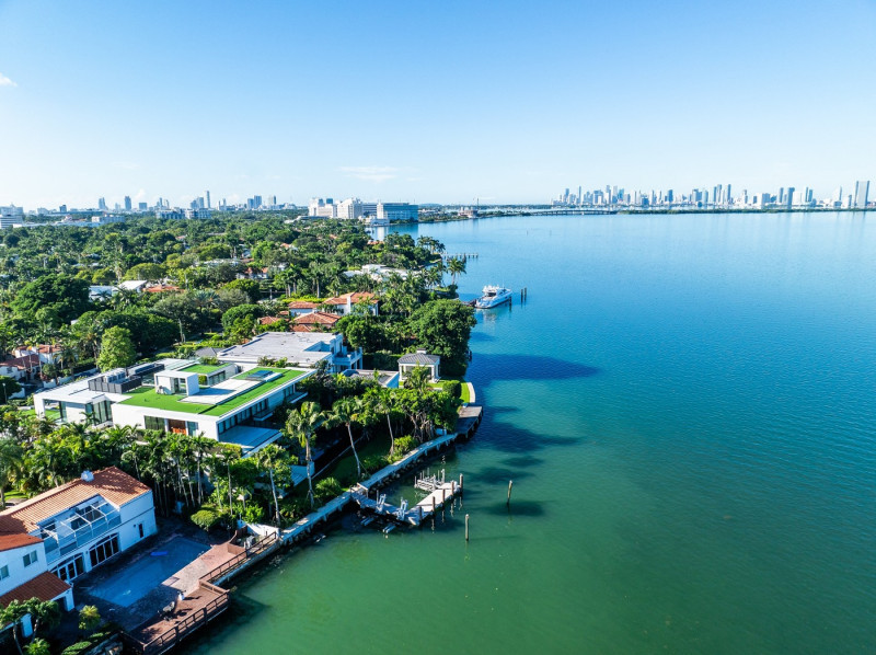 EXCLUSIVE: The new Beckingham Palace! Here's the eye-wateringly glamorous Miami Beach mansion the ultimate power couple are snapping up for a staggering $80 million