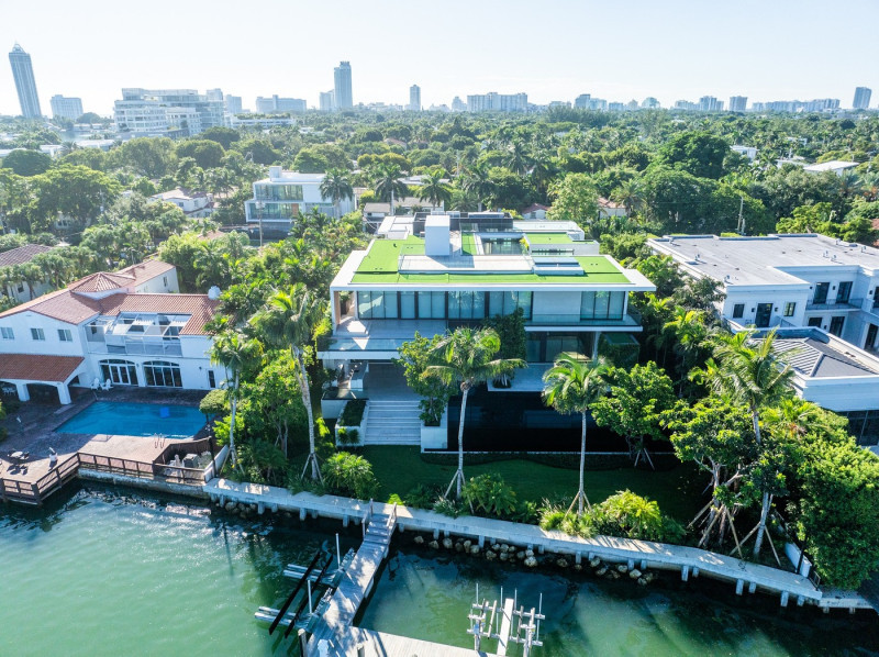 EXCLUSIVE: The new Beckingham Palace! Here's the eye-wateringly glamorous Miami Beach mansion the ultimate power couple are snapping up for a staggering $80 million