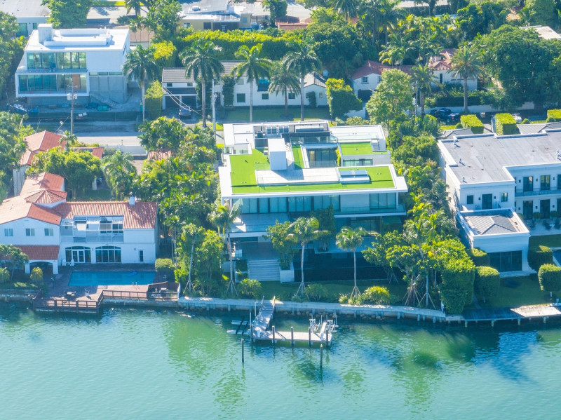 EXCLUSIVE: The new Beckingham Palace! Here's the eye-wateringly glamorous Miami Beach mansion the ultimate power couple are snapping up for a staggering $80 million