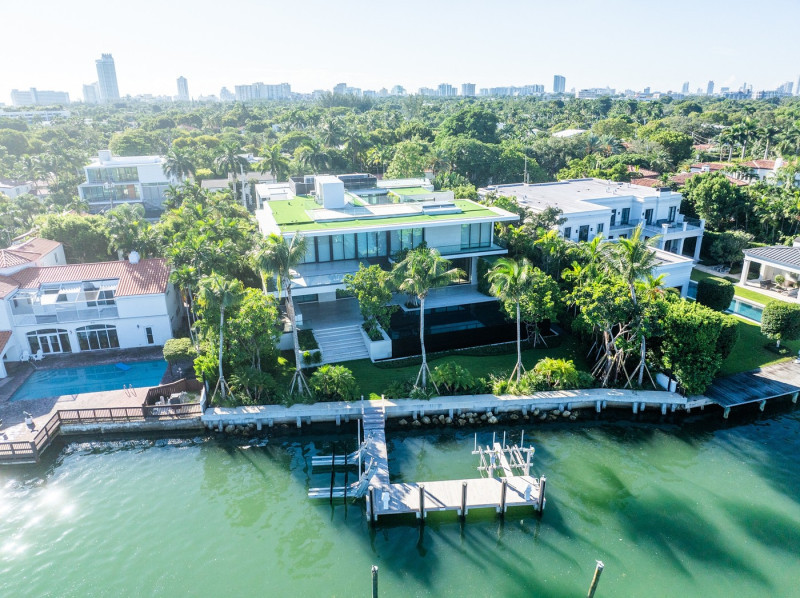 EXCLUSIVE: The new Beckingham Palace! Here's the eye-wateringly glamorous Miami Beach mansion the ultimate power couple are snapping up for a staggering $80 million