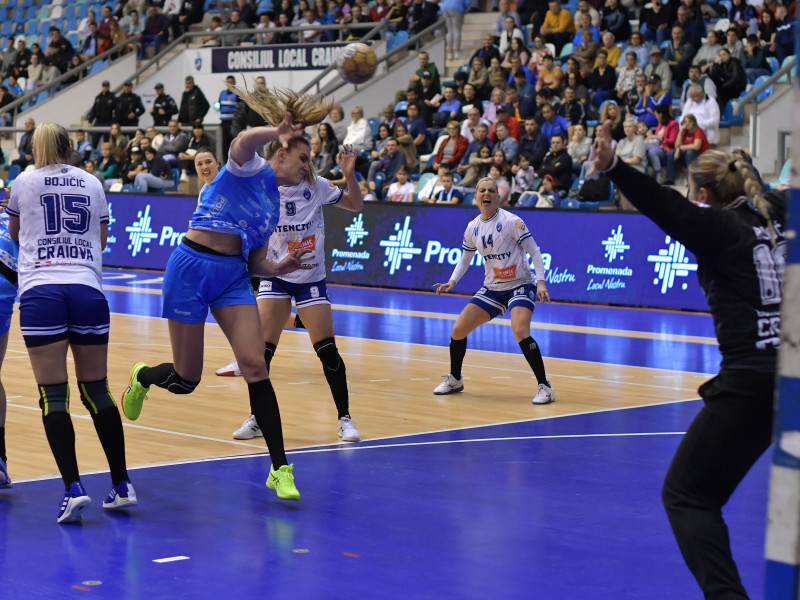 HANDBAL: SCM UNIVERSITATEA CRAIOVA - CSM BUCURESTI, LIGA FLORILOR MOL (01.11.2024)