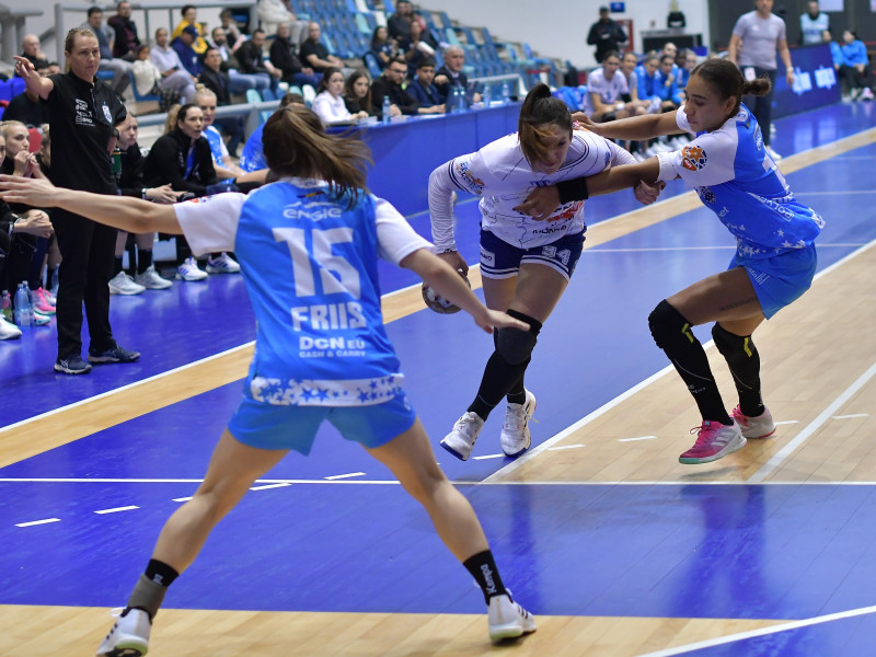 HANDBAL: SCM UNIVERSITATEA CRAIOVA - CSM BUCURESTI, LIGA FLORILOR MOL (01.11.2024)