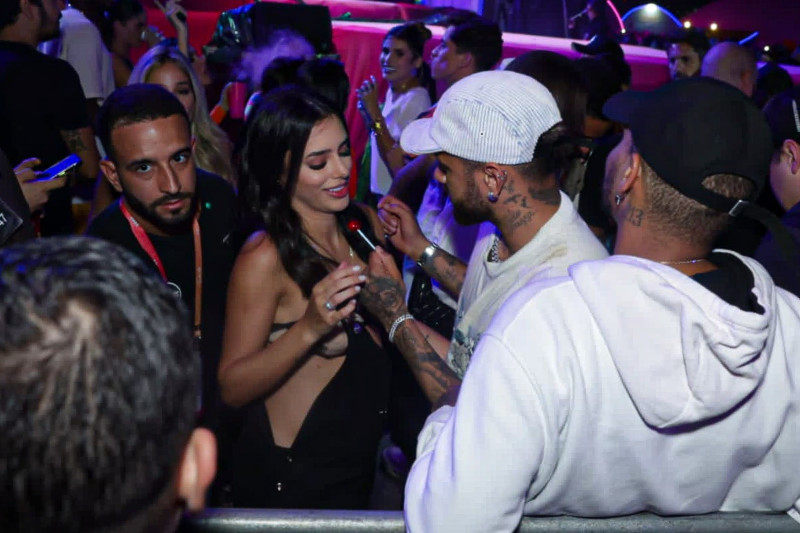 Neymar and pregnant girlfriend Bruna Biancardi at Tardezinha