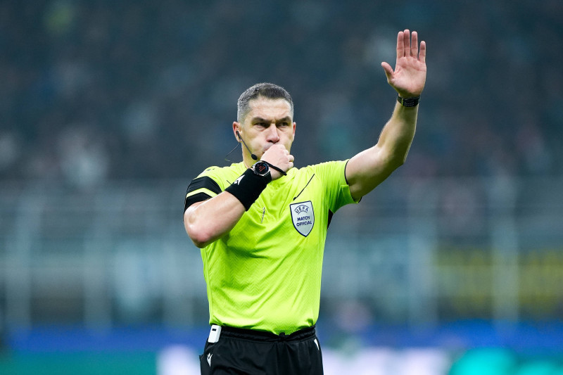 AC Milan v Arsenal - UEFA Champions League 2024/25 Referee Istvan Kovacs gestures during the UEFA Champions League 2024/