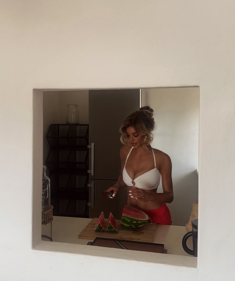 lauraceliav_1726392949_3457557115562597773_45297618