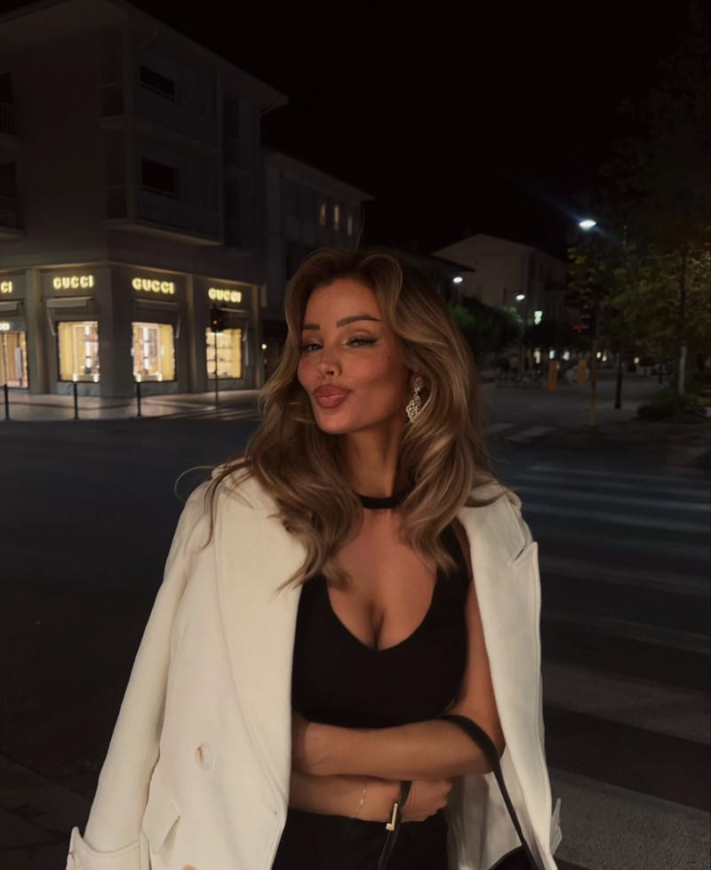 lauraceliav_1728485391_3475109796460378848_45297618