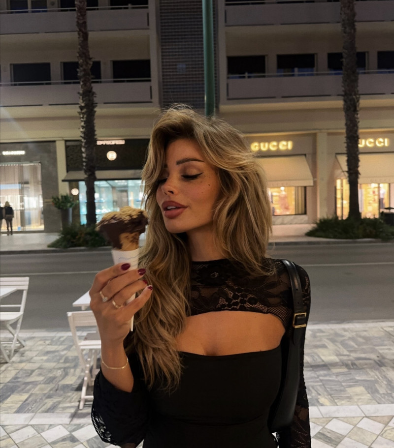 lauraceliav_1729076129_3480065261988519852_45297618