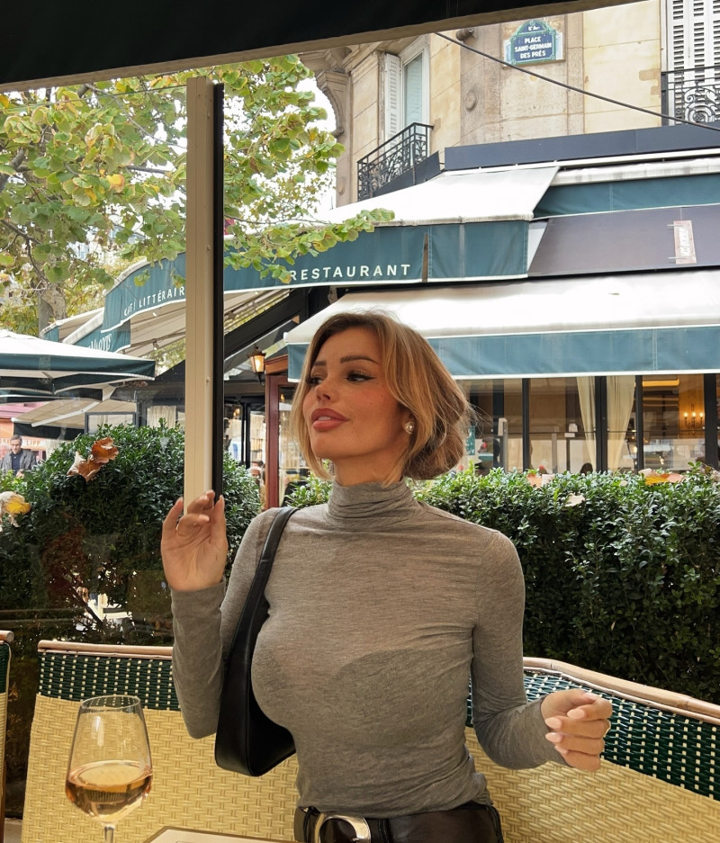 lauraceliav_1730226184_3489712626005112588_45297618