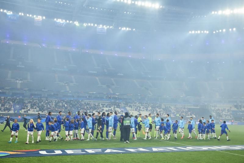 Célébrités assistent au match de Ligue des Nations entre la France et l' Israël (0-0) au Stade de France à Saint-Denis