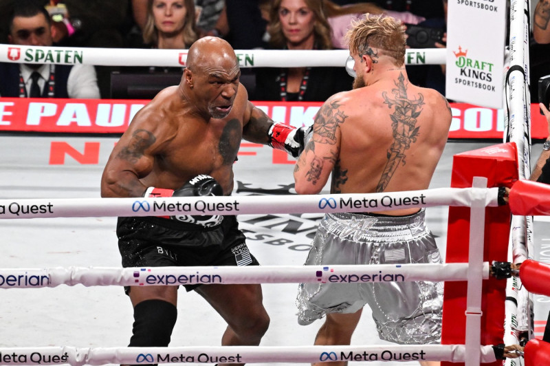 Jake Paul vs Mike Tyson - Premiere Boxing Championship