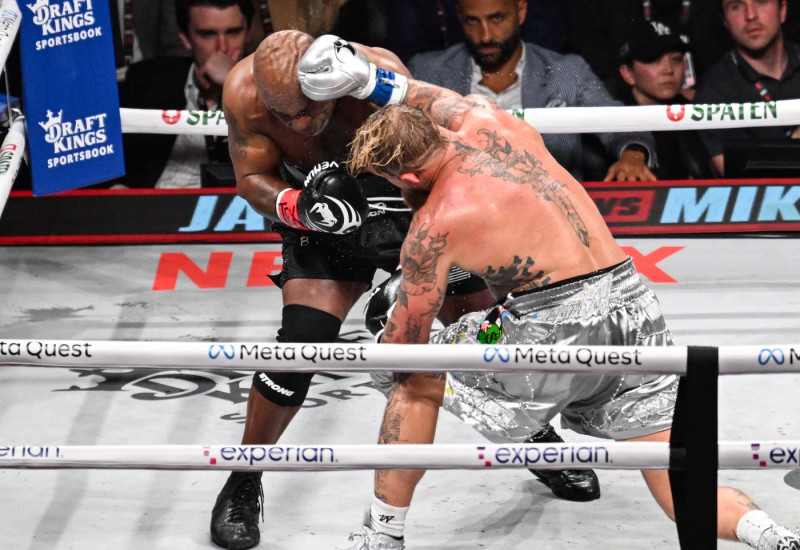 Jake Paul vs Mike Tyson - Premiere Boxing Championship