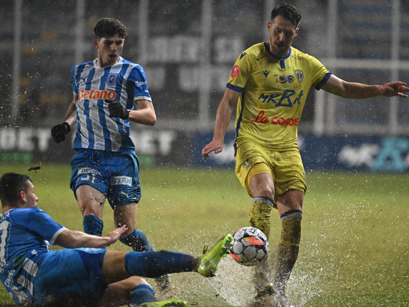 FOTBAL:PETROLUL PLOIESTI-UNIVERSITATEA CRAIOVA, SUPERLIGA SUPERBET (7.12.2024)