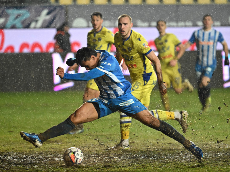 FOTBAL:PETROLUL PLOIESTI-UNIVERSITATEA CRAIOVA, SUPERLIGA SUPERBET (7.12.2024)