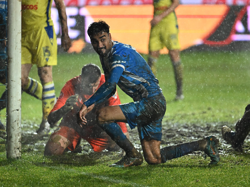 FOTBAL:PETROLUL PLOIESTI-UNIVERSITATEA CRAIOVA, SUPERLIGA SUPERBET (7.12.2024)