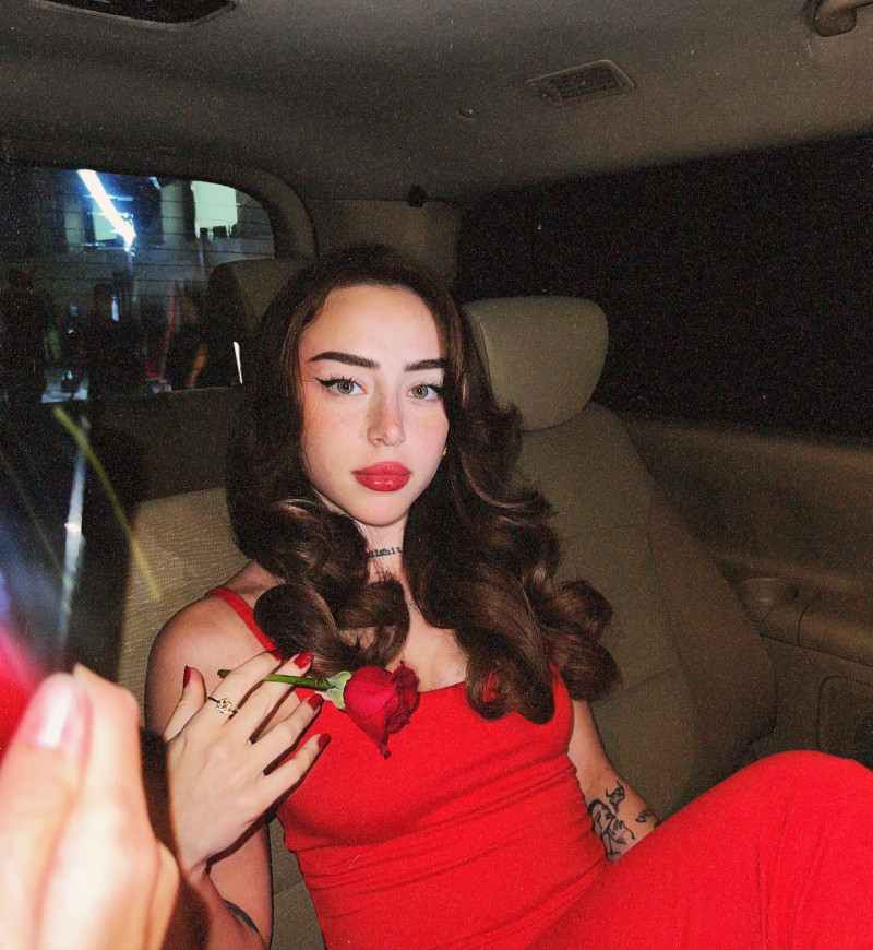 nicki.nicole_1714418135_3357105102685599319_2148324425