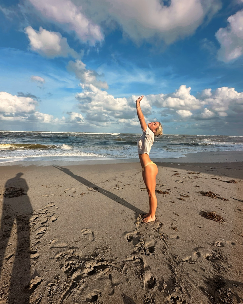 livvydunne_1729462584_3483307085045480235_45339167