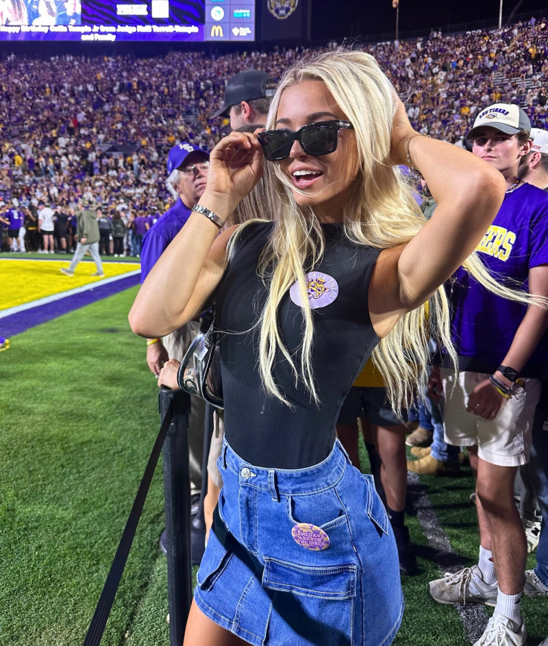 livvydunne_1731373216_3499334623765045424_45339167