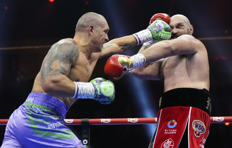 Oleksandr Usyk v Tyson Fury - Kingdom Arena - Riyadh