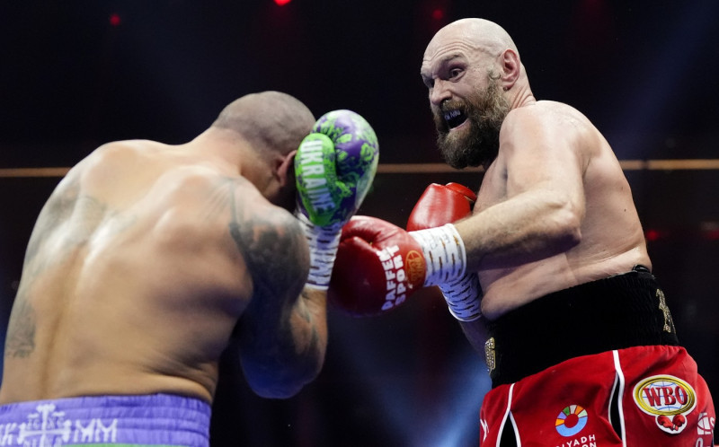 Oleksandr Usyk v Tyson Fury - Kingdom Arena - Riyadh