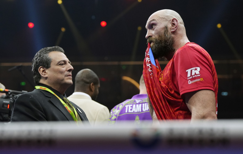 Oleksandr Usyk v Tyson Fury - Kingdom Arena - Riyadh