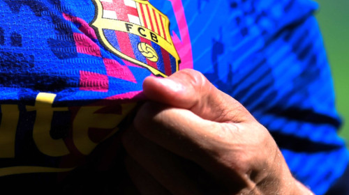 Decizie finală! După mai bine de o lună de gândire, semnează cu Barcelona