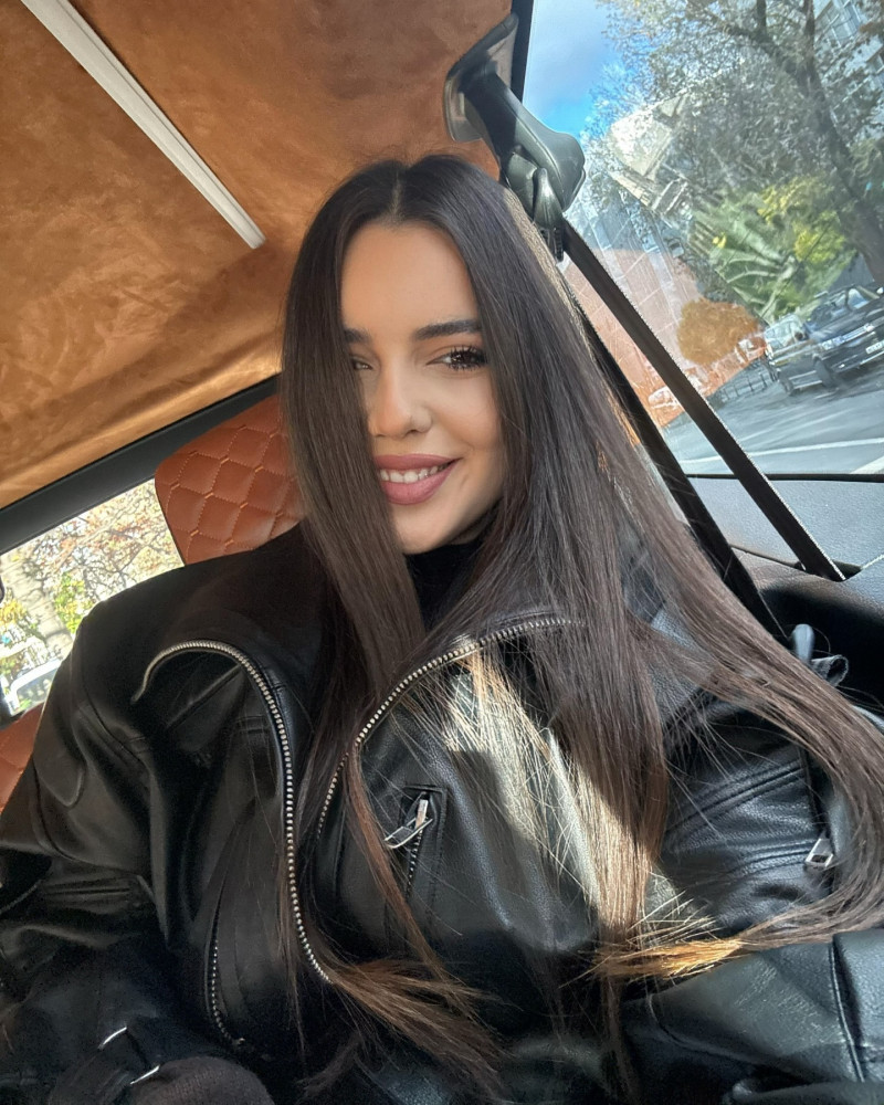 ioanastan__1731079664_3496872136141429462_2026157972