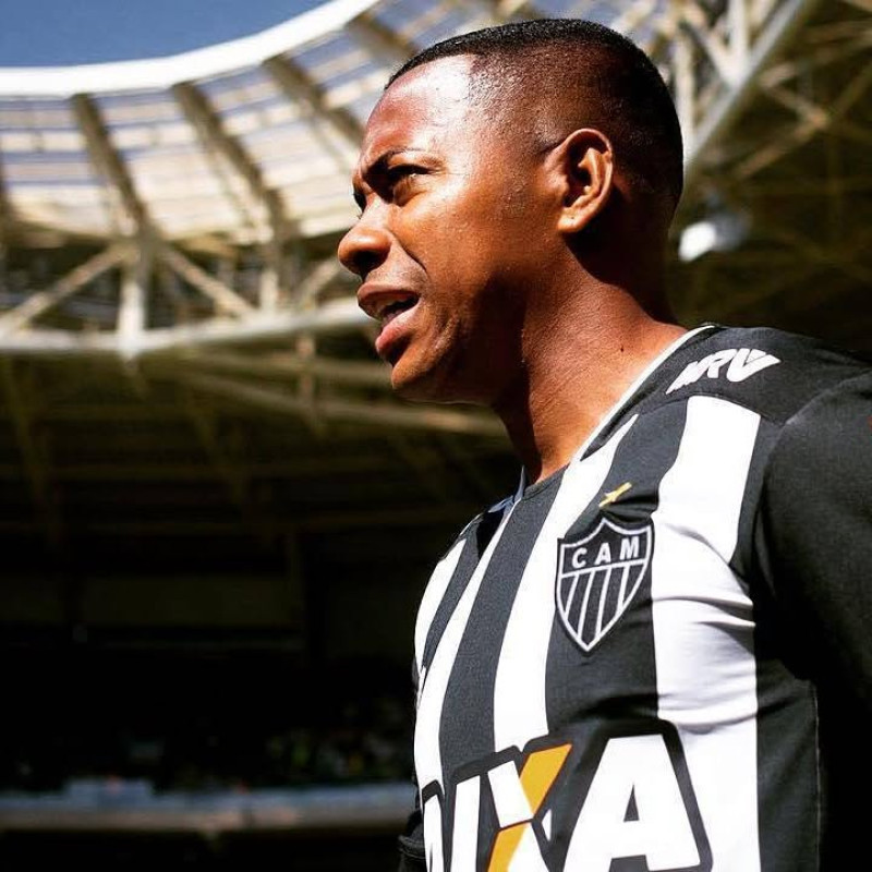 oficialrobinho_1469554638_1303041205240518278_1451291401