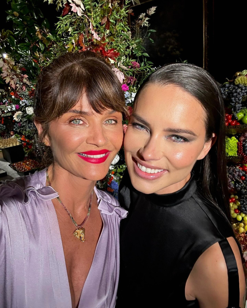 helenachristensen_1727566475_3467401371234439318_3029235573