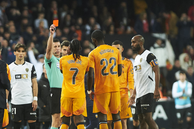 Valencia CF v Real Madrid - LaLiga