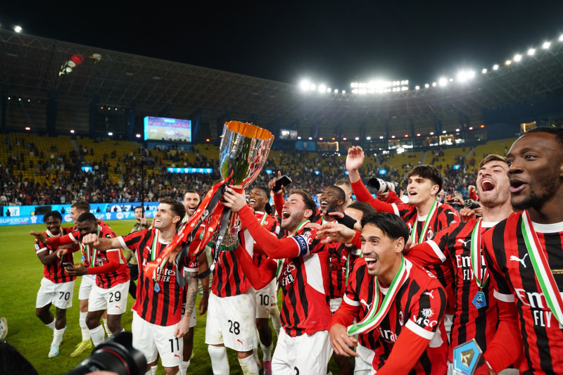 AC Milan wins the Italian Super Cup Final