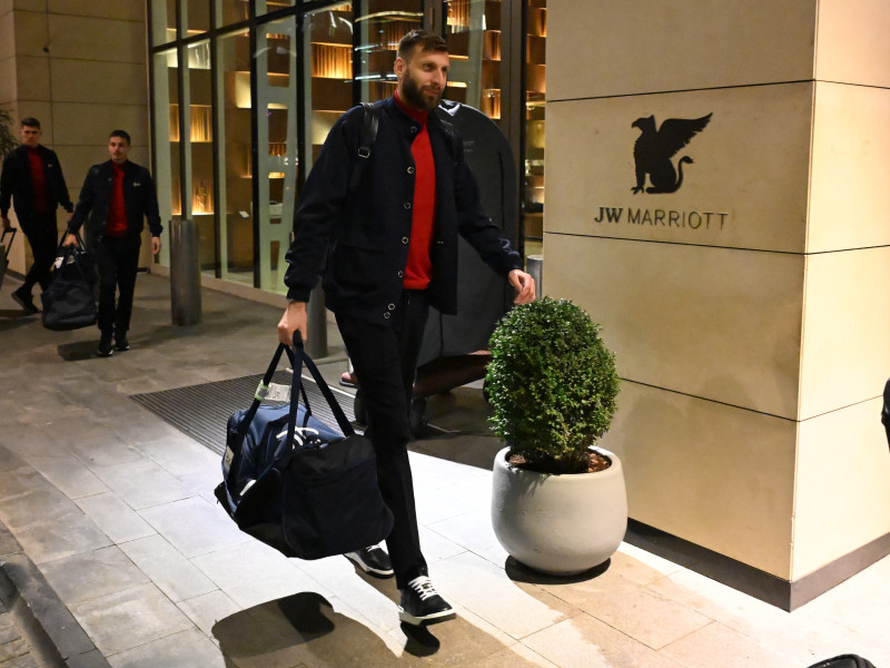 FOTBAL:SOSIRE FCSB HOTEL JW MARRIOTT ABSHERON BAKU (21.01.2025)