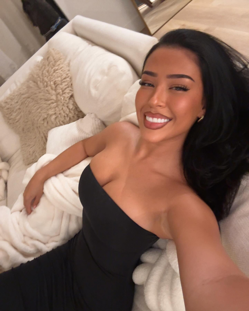 ashlyncastro_1726522225_3458641566510952580_551731010