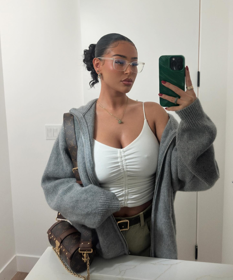 ashlyncastro_1728800499_3477753113778384431_551731010