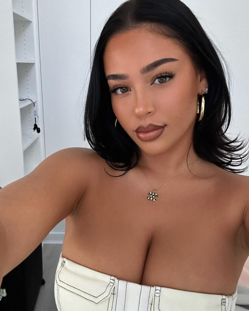 ashlyncastro_1719093461_3396324574894436034_551731010