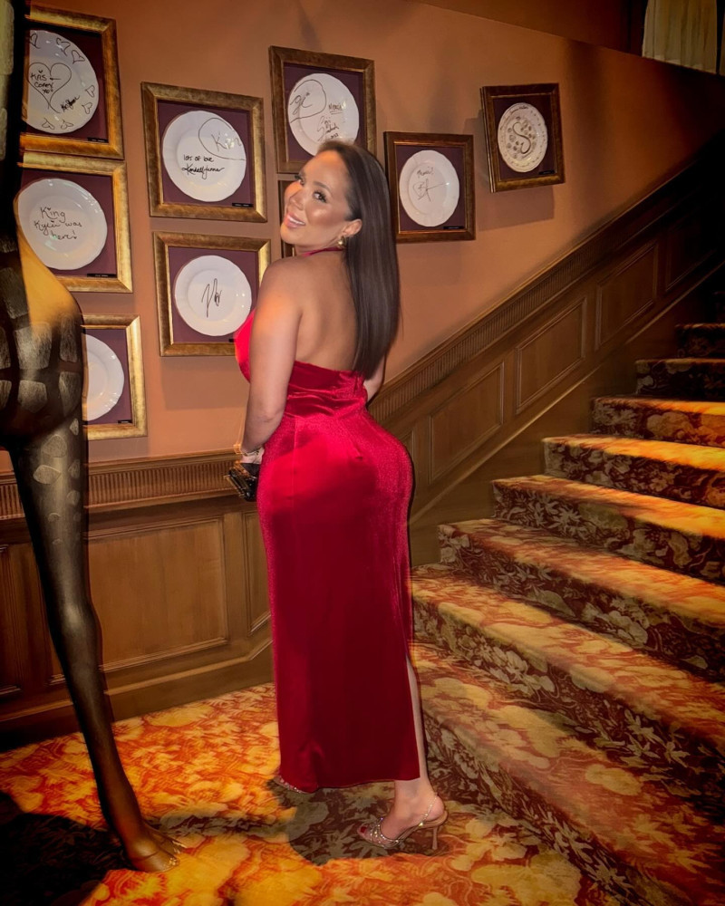 sofya.chb_1735780301_3536303937477112035_38071489347