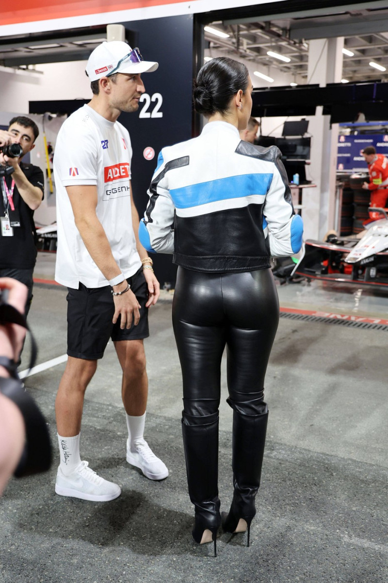 jake Dennis (GBR) Andretti und Georgina Rodriguez- Freundin von Christiano Ronaldo in der Boxengasse, FIA Formel E Weltm