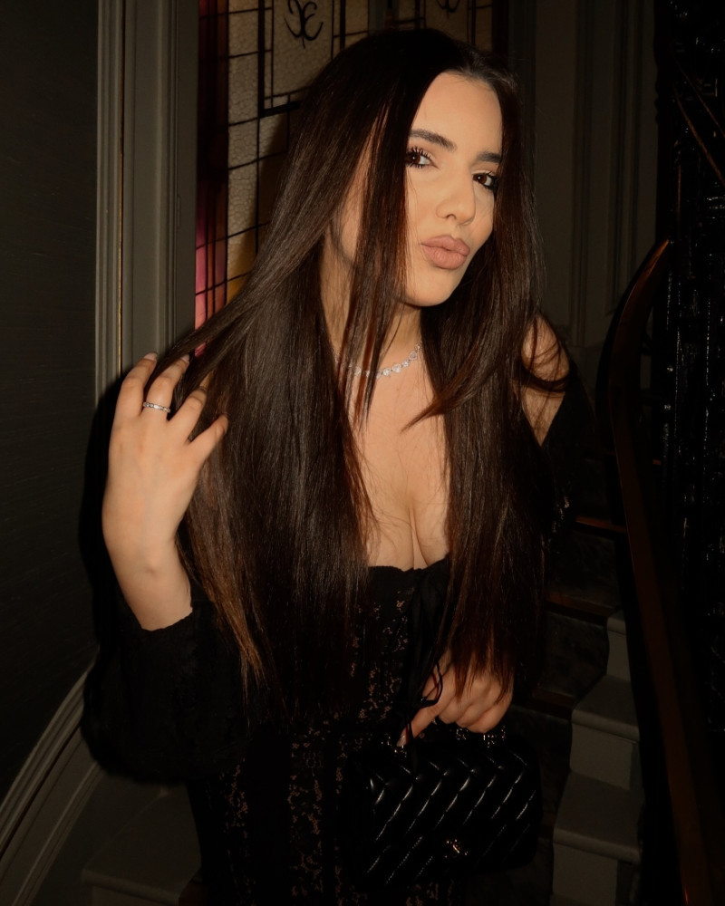 ioanastan__1735736153_3535933594216893554_2026157972