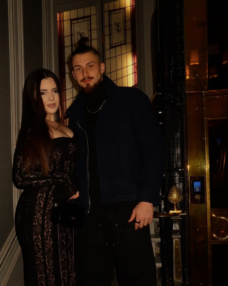 ioanastan__1735736153_3535933594208391028_2026157972