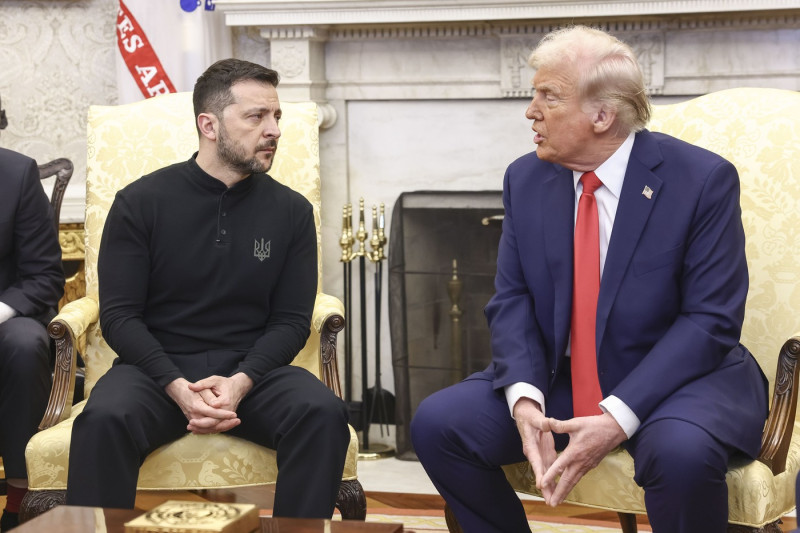Trump welcomes President Volodymyr Zelenskyy of Ukraine to the White House