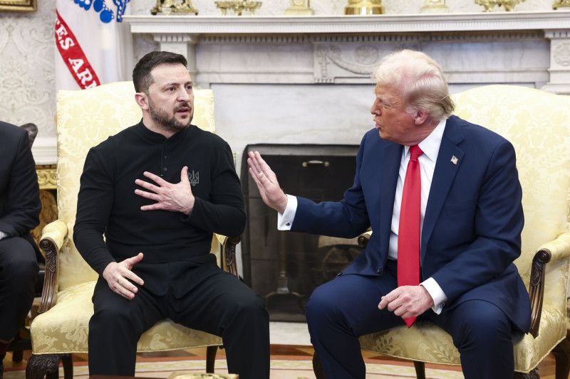 Trump welcomes President Volodymyr Zelenskyy of Ukraine to the White House